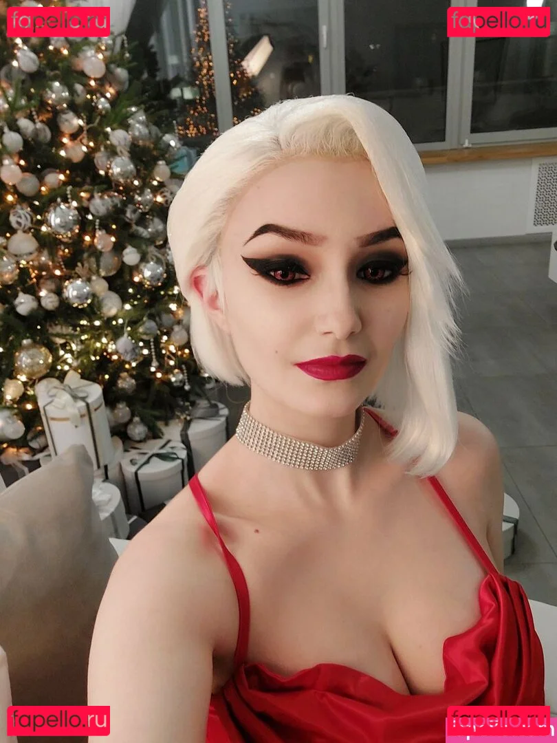 Vixena Siren Onlyfans Photo Gallery 