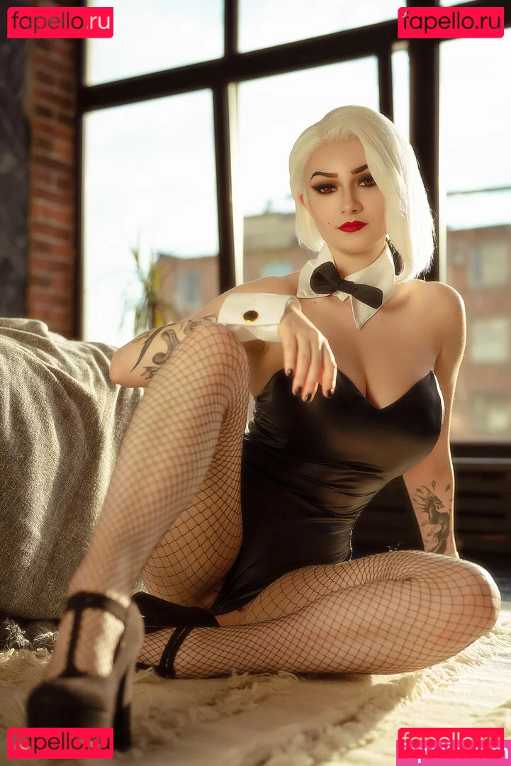 Vixena Siren Onlyfans Photo Gallery 