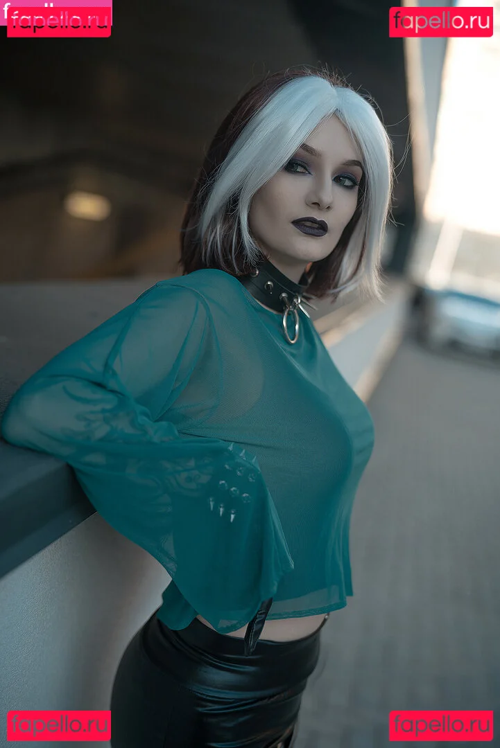 Vixena Siren Onlyfans Photo Gallery 