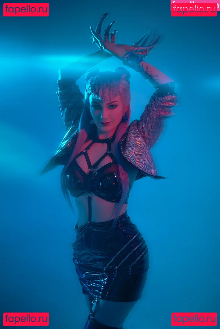 Vixena Siren Onlyfans Photo Gallery 