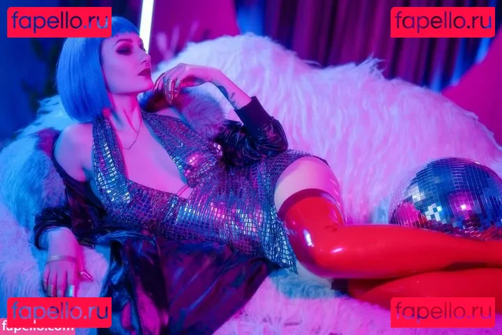 Vixena Siren Onlyfans Photo Gallery 