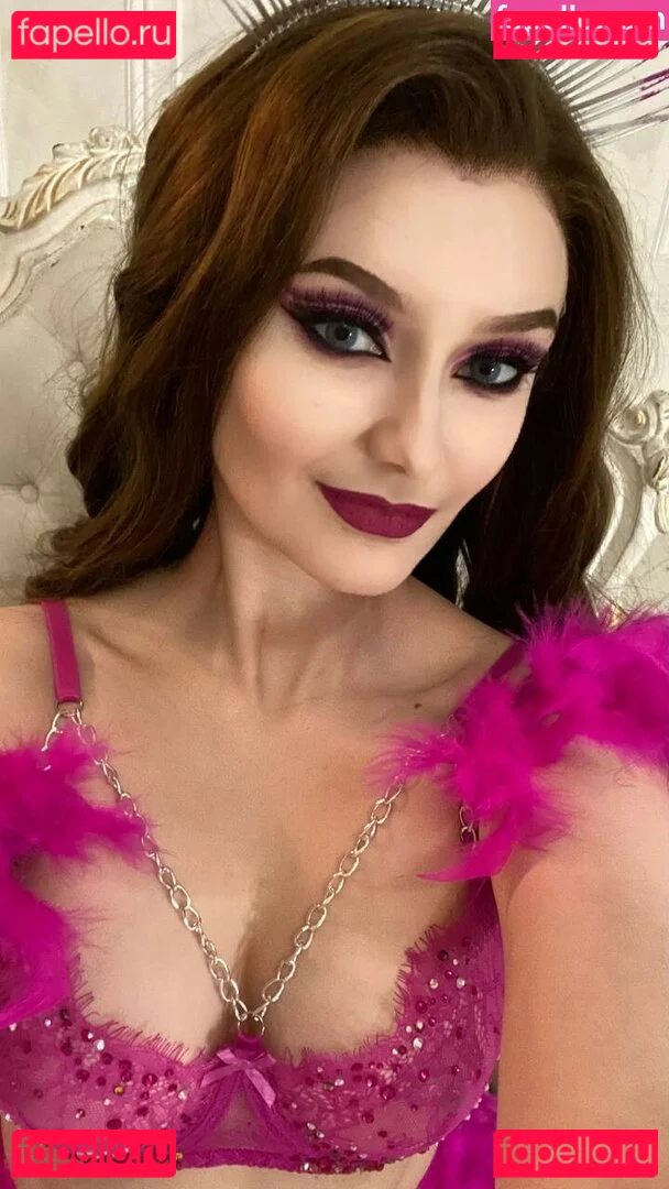 Vixena Siren Onlyfans Photo Gallery 