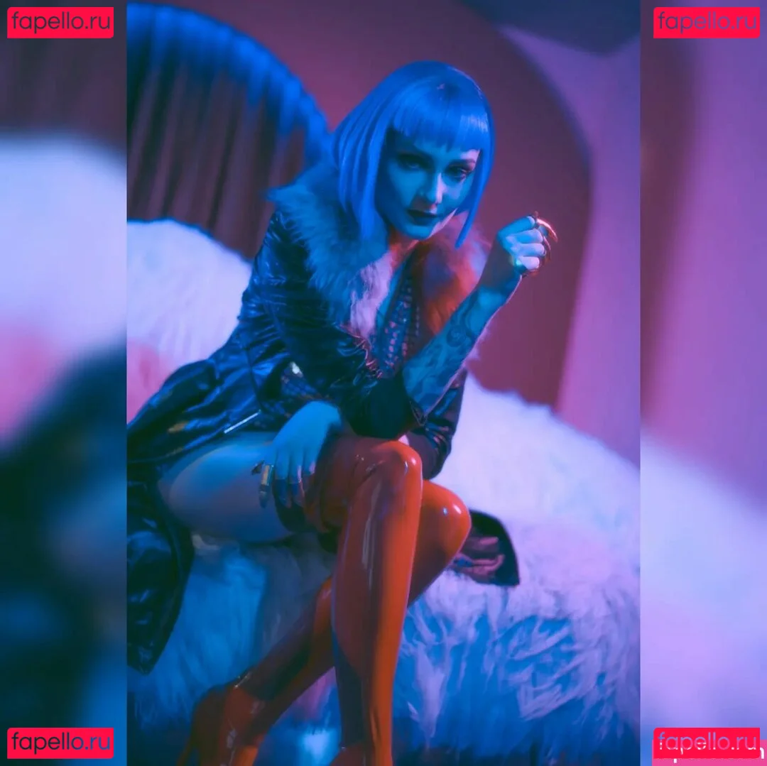 Vixena Siren Onlyfans Photo Gallery 