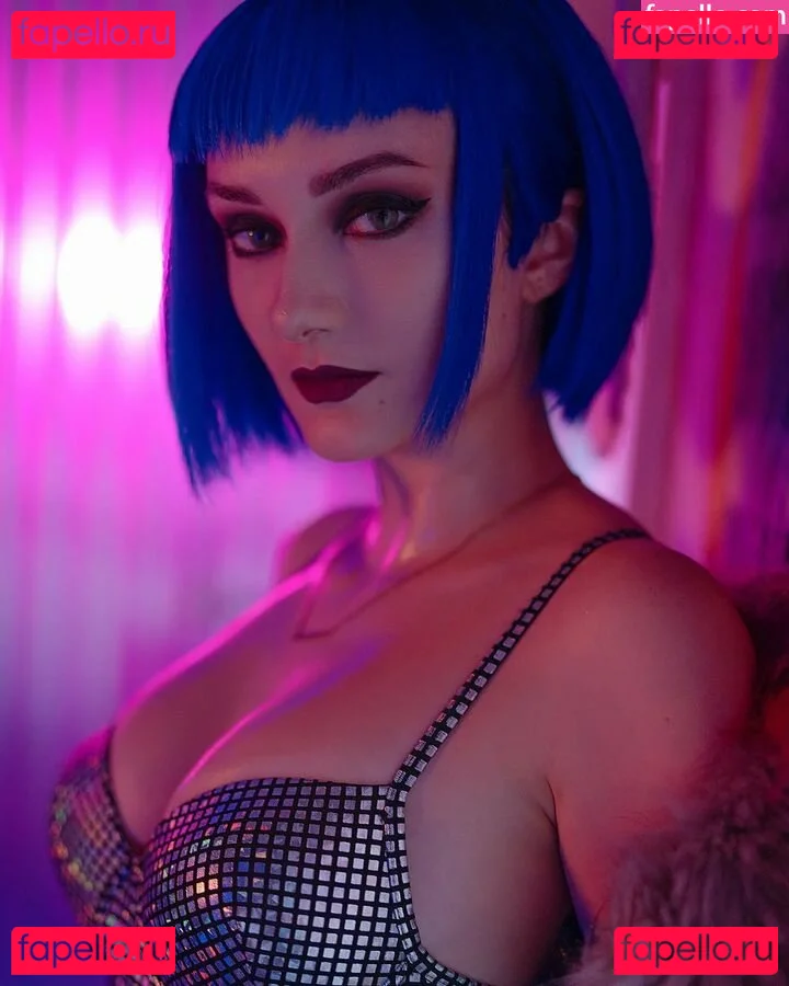 Vixena Siren Onlyfans Photo Gallery 