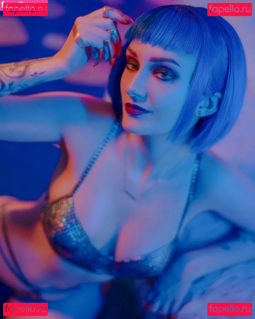 Vixena Siren Onlyfans Photo Gallery 