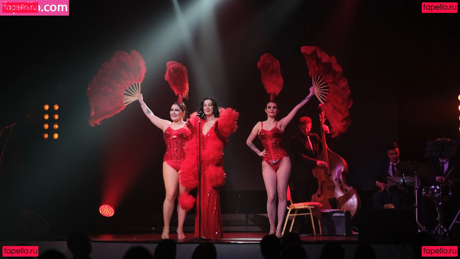 Vixena Siren Onlyfans Photo Gallery 