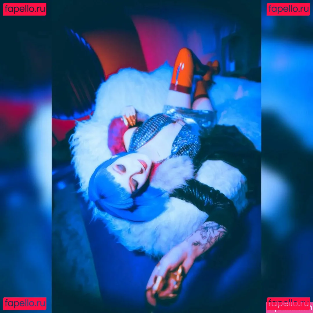 Vixena Siren Onlyfans Photo Gallery 