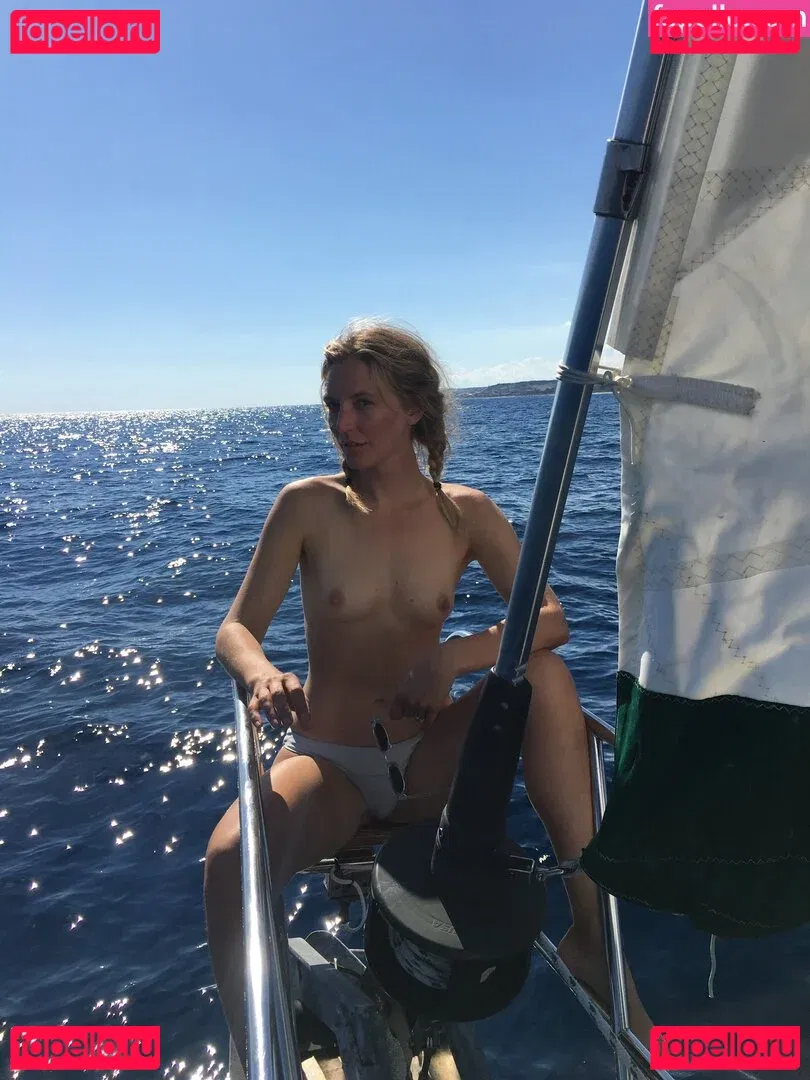 monawalesxxx Onlyfans Photo Gallery 