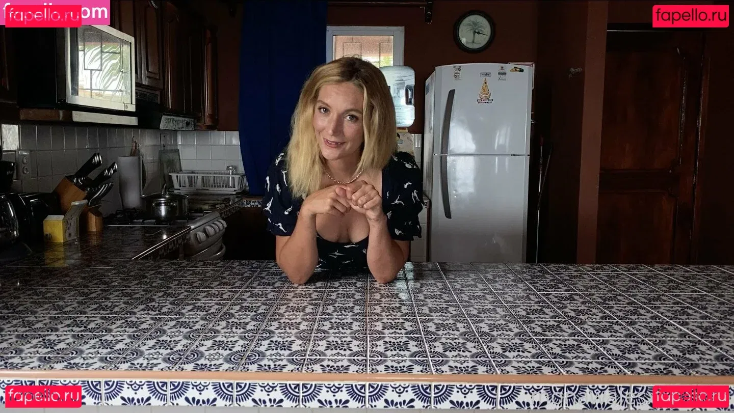 monawalesxxx Onlyfans Photo Gallery 