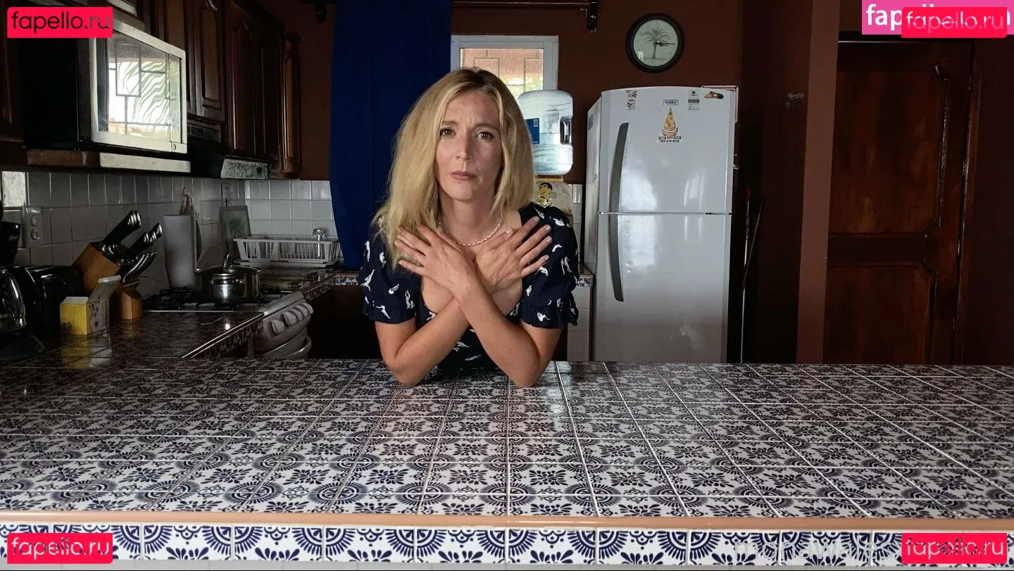 monawalesxxx Onlyfans Photo Gallery 