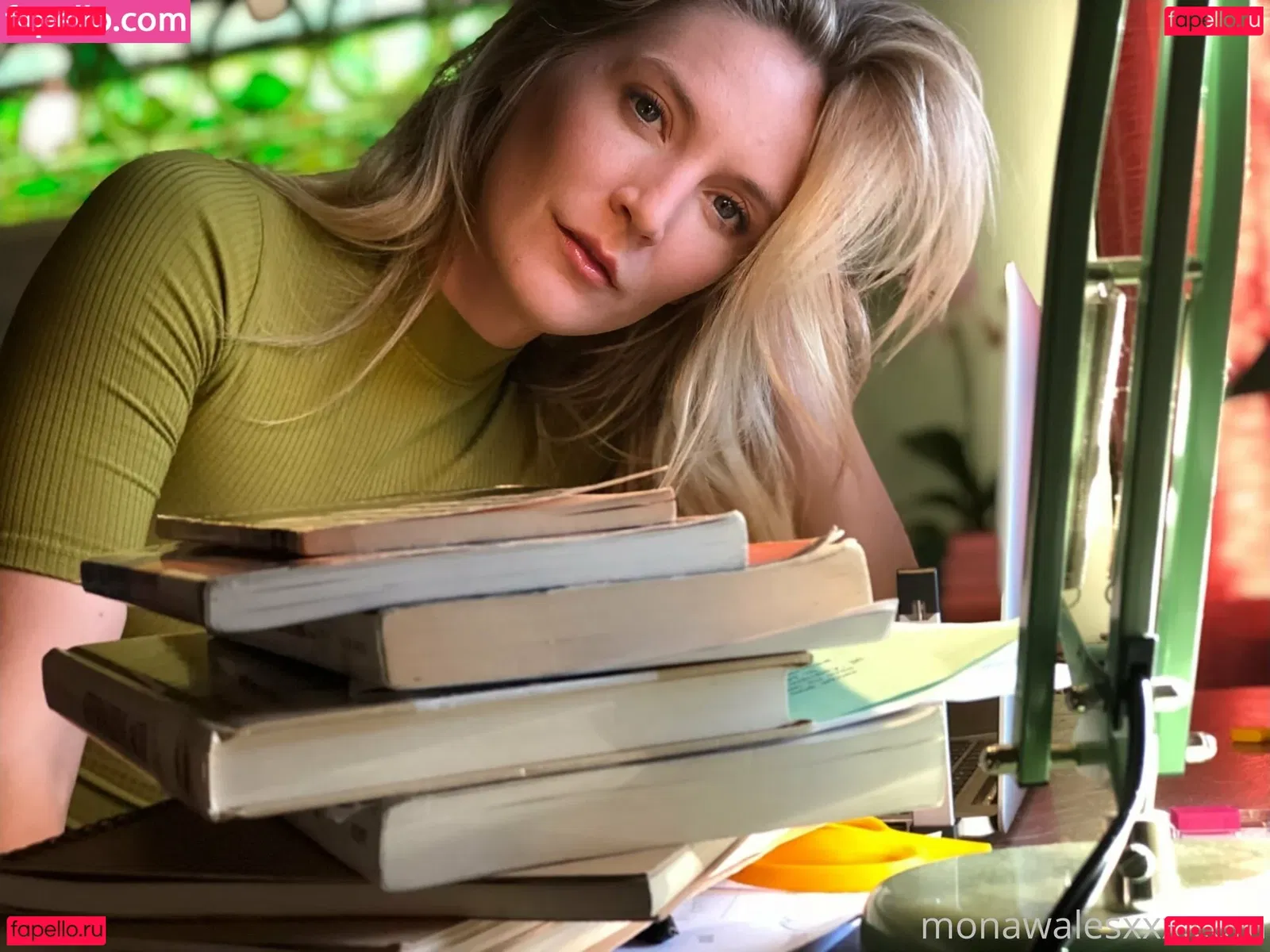 monawalesxxx Onlyfans Photo Gallery 