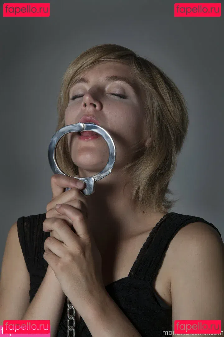 monawalesxxx Onlyfans Photo Gallery 