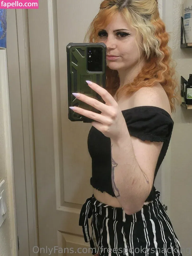 spookysnacking Onlyfans Photo Gallery 