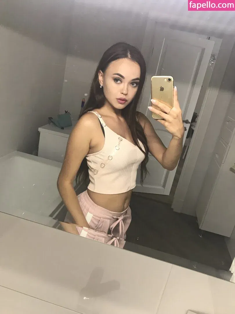 xlimonade Onlyfans Photo Gallery 