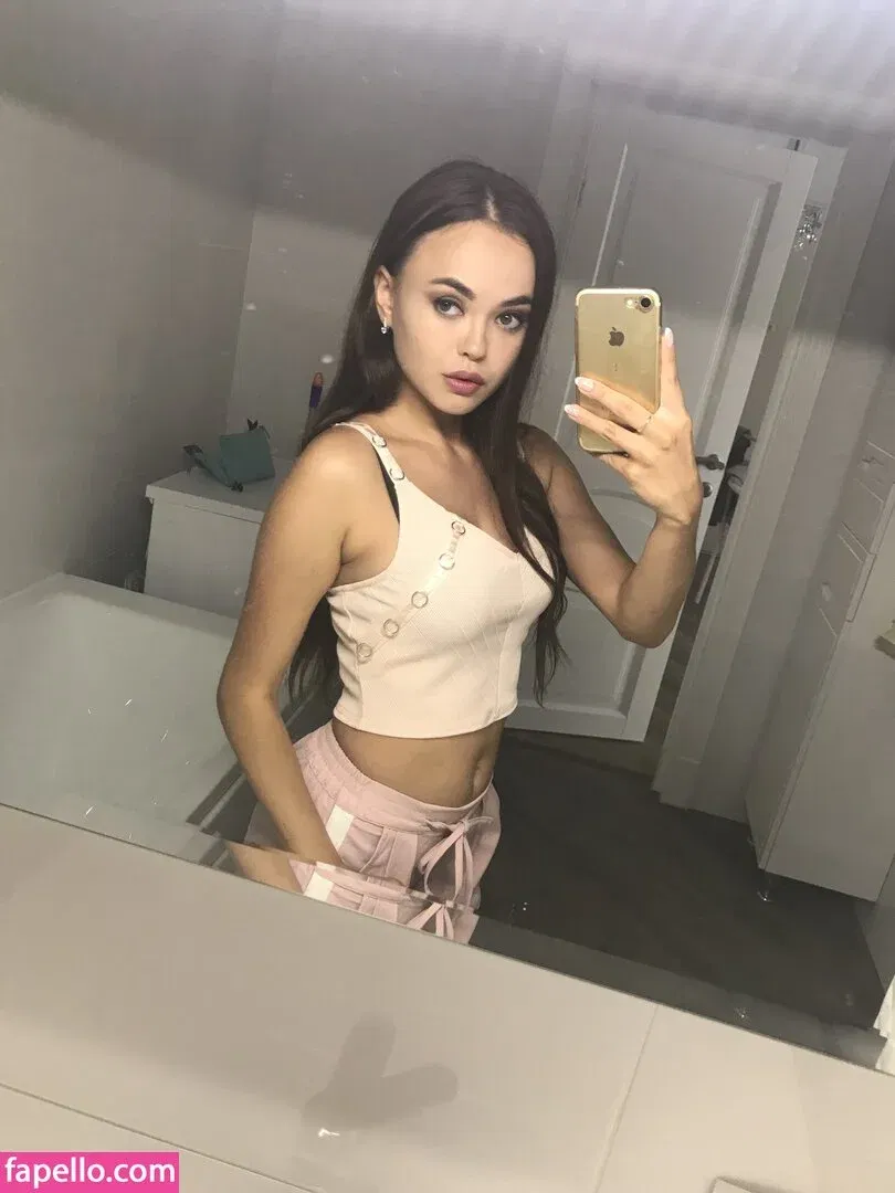 xlimonade Onlyfans Photo Gallery 