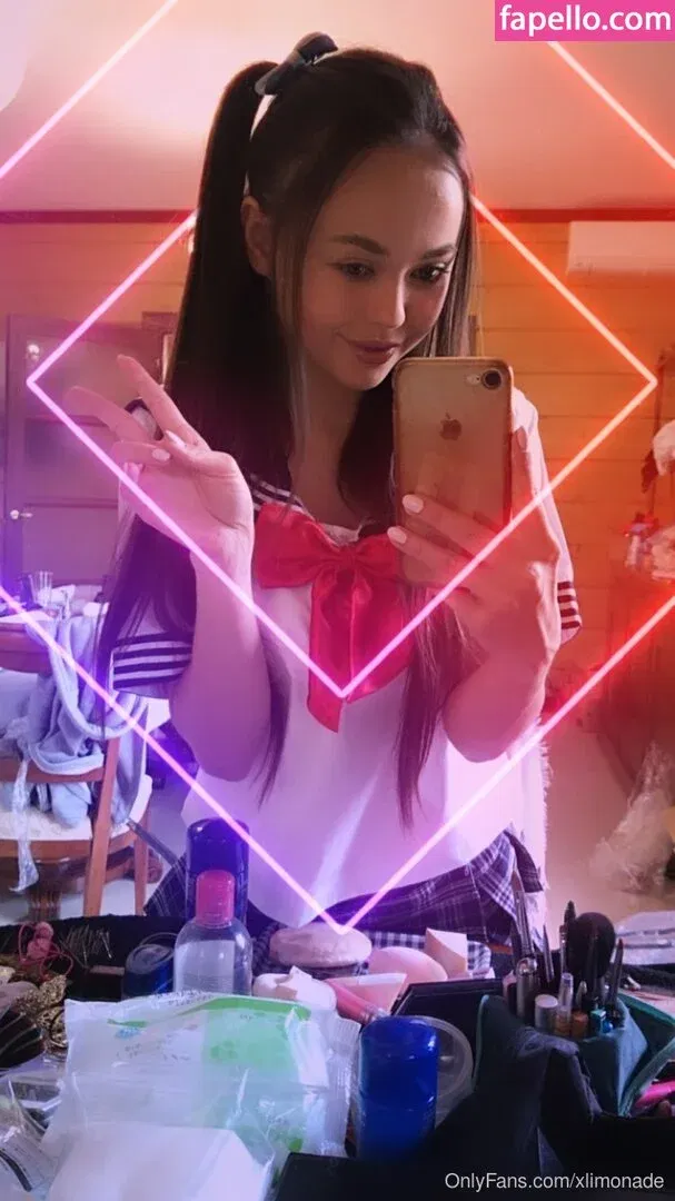 xlimonade Onlyfans Photo Gallery 