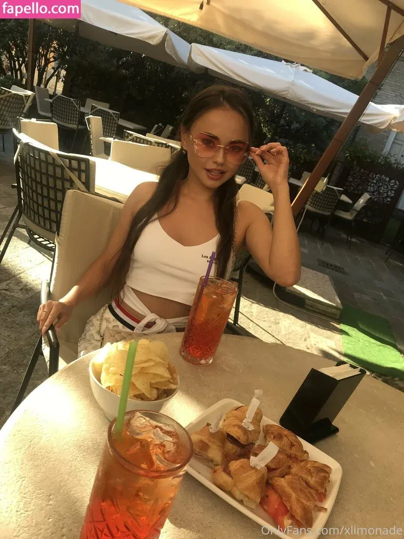 xlimonade Onlyfans Photo Gallery 