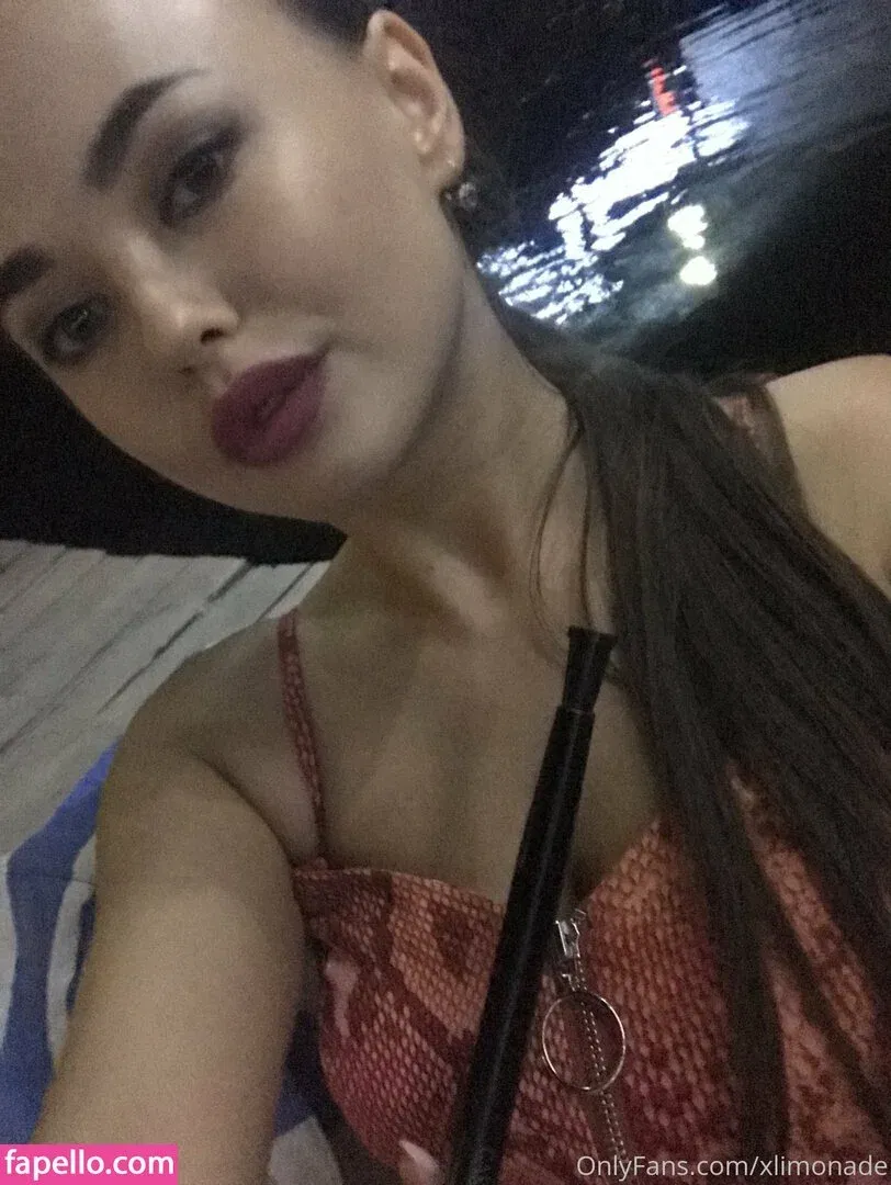 xlimonade Onlyfans Photo Gallery 