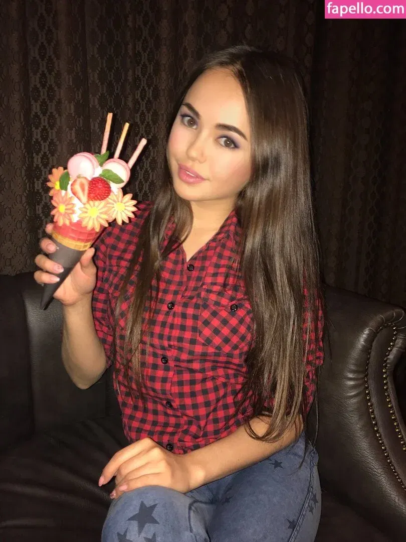 xlimonade Onlyfans Photo Gallery 