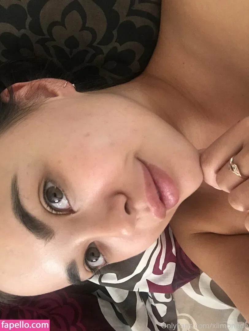 xlimonade Onlyfans Photo Gallery 