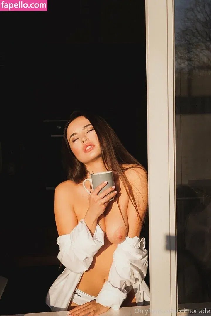 xlimonade Onlyfans Photo Gallery 