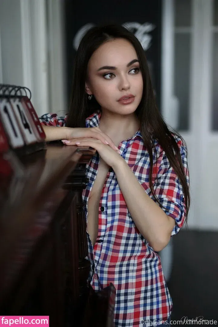 xlimonade Onlyfans Photo Gallery 