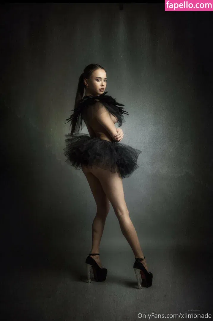 xlimonade Onlyfans Photo Gallery 