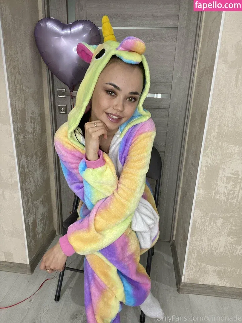 xlimonade Onlyfans Photo Gallery 