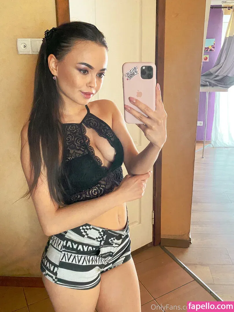 xlimonade Onlyfans Photo Gallery 