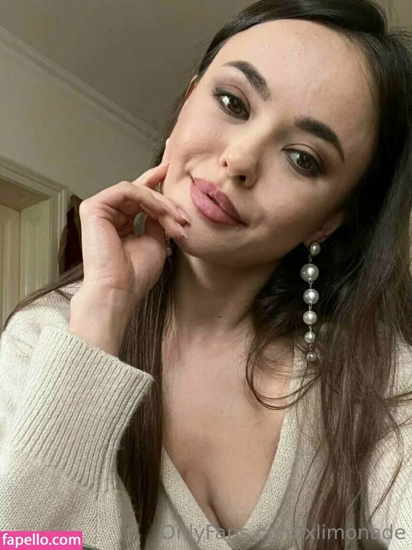 xlimonade Onlyfans Photo Gallery 