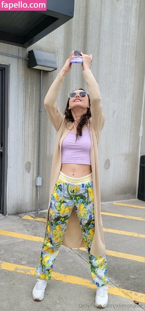 xlimonade Onlyfans Photo Gallery 