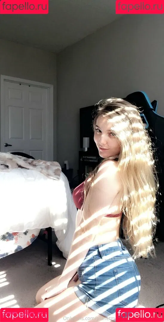 planetmonica Onlyfans Photo Gallery 