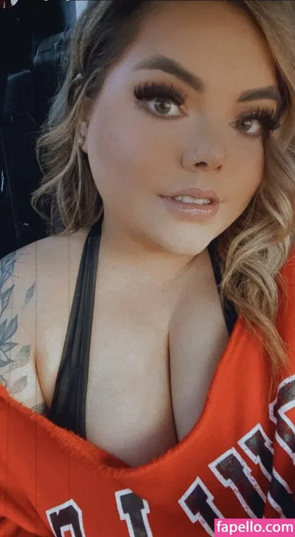 Lilly M Onlyfans Photo Gallery 