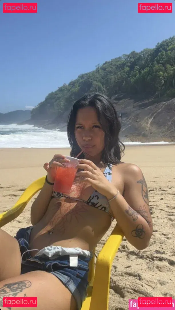 yacchi Onlyfans Photo Gallery 