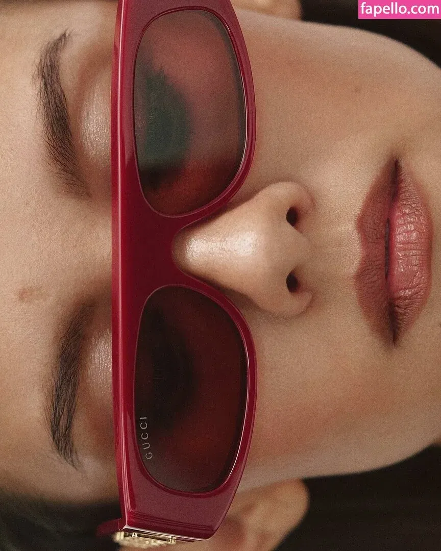 Nicola Cavanis Onlyfans Photo Gallery 