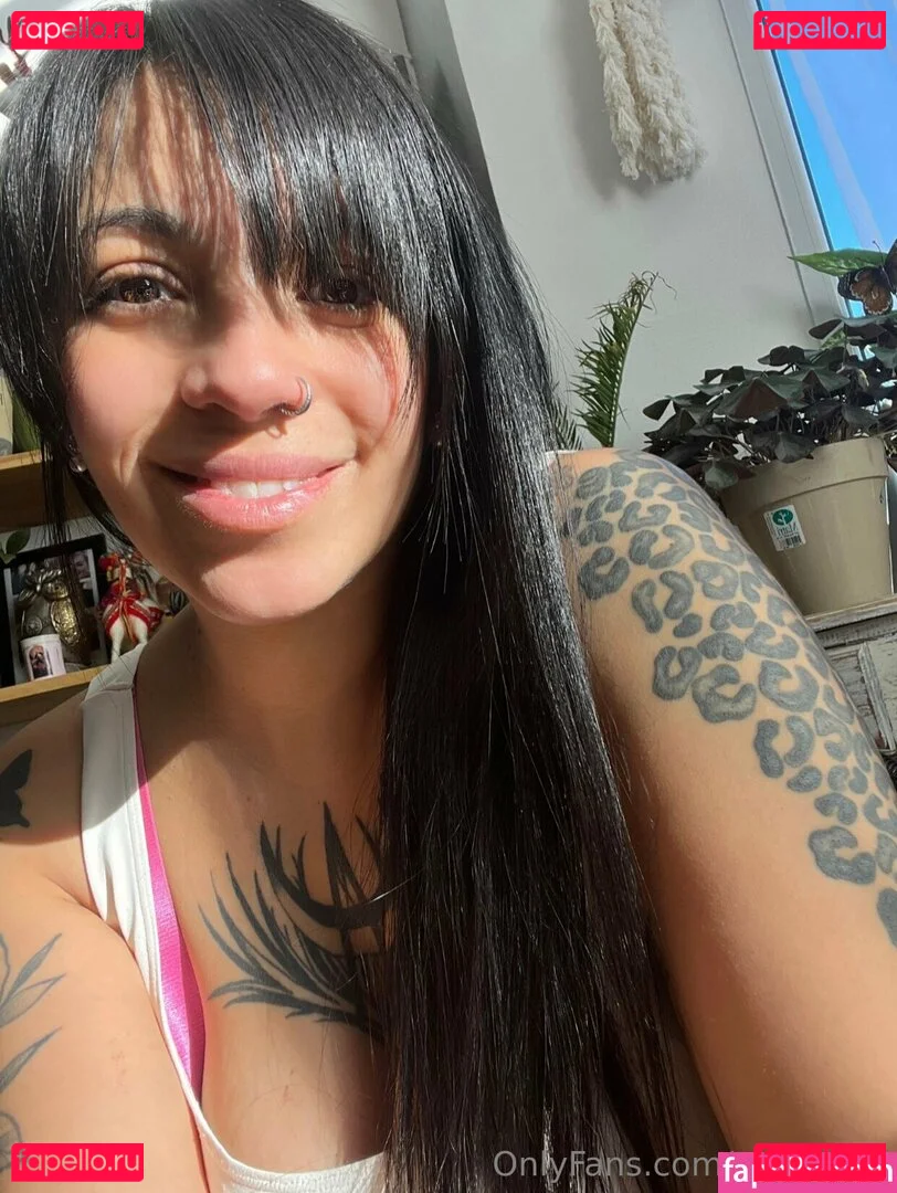 reinarock Onlyfans Photo Gallery 