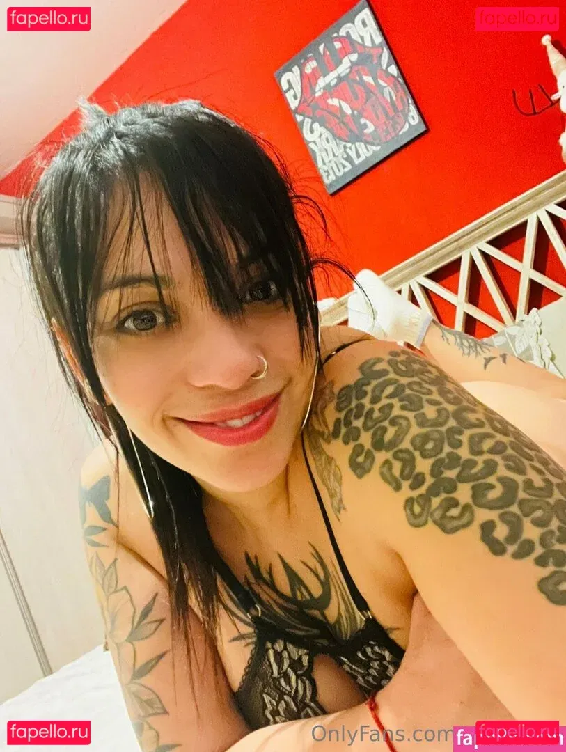 reinarock Onlyfans Photo Gallery 