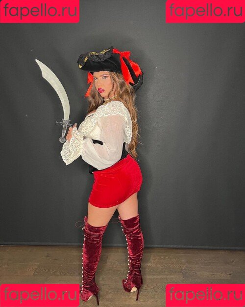 Chanel West Coast Onlyfans Photo Gallery 