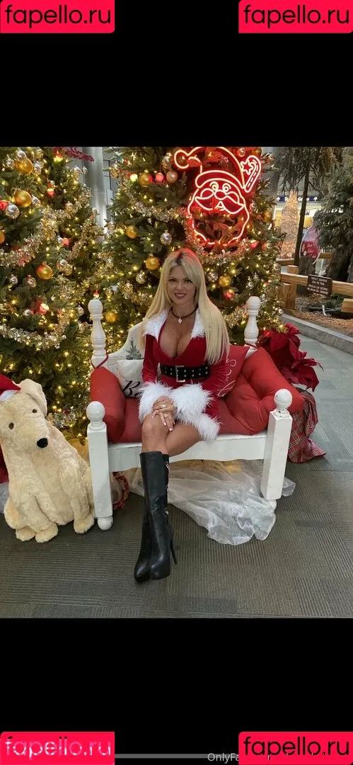 chanelstjames Onlyfans Photo Gallery 