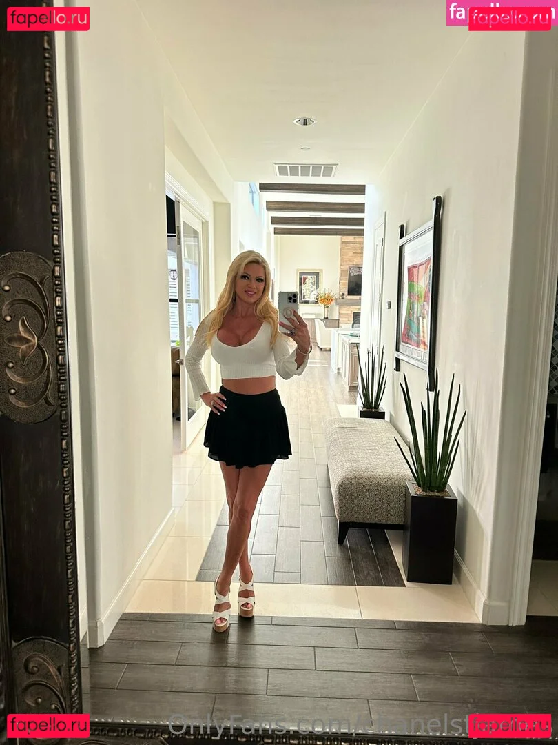 chanelstjames Onlyfans Photo Gallery 