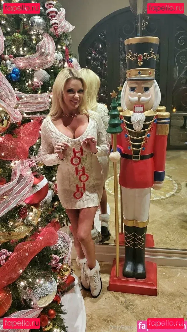 chanelstjames Onlyfans Photo Gallery 