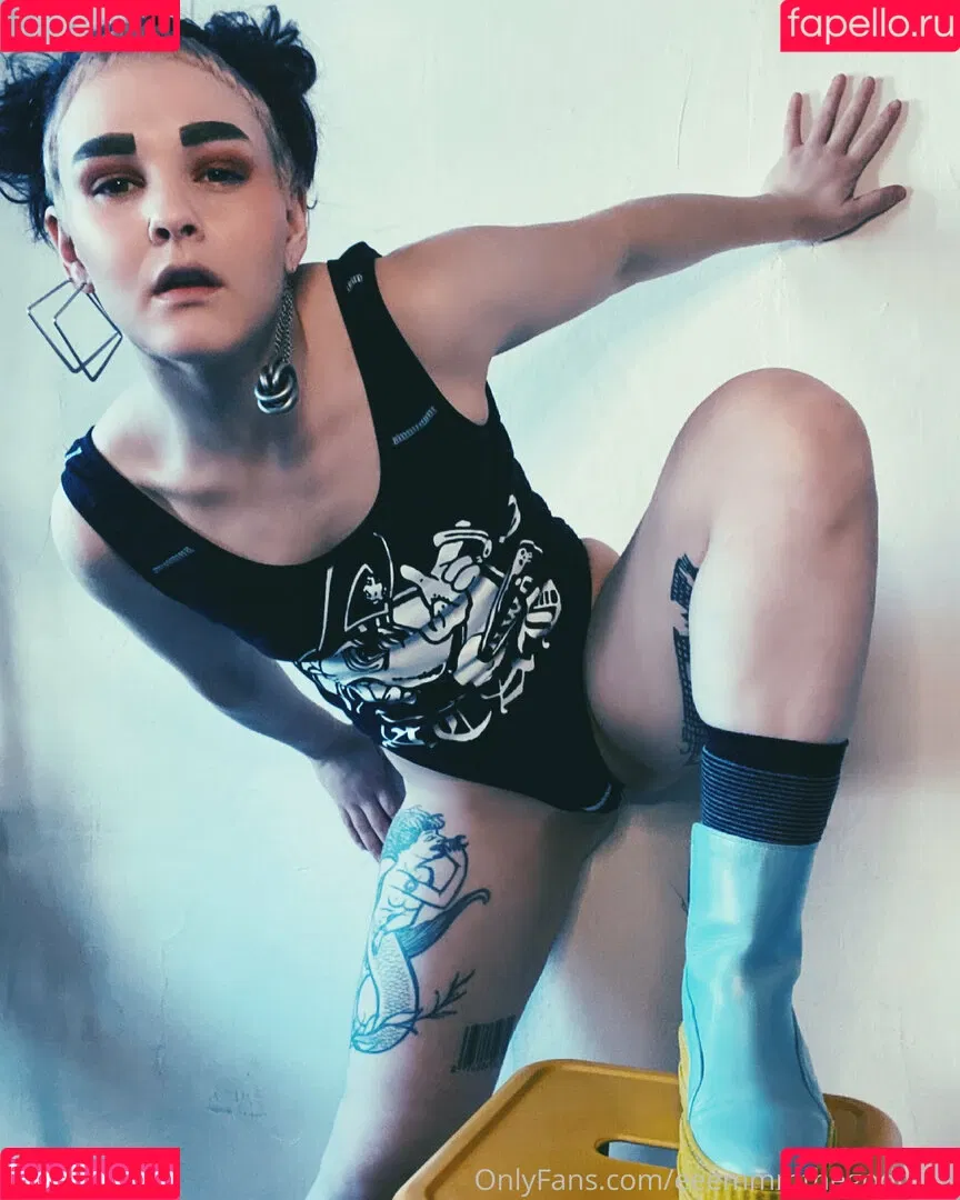 eeemmmthegoddess Onlyfans Photo Gallery 