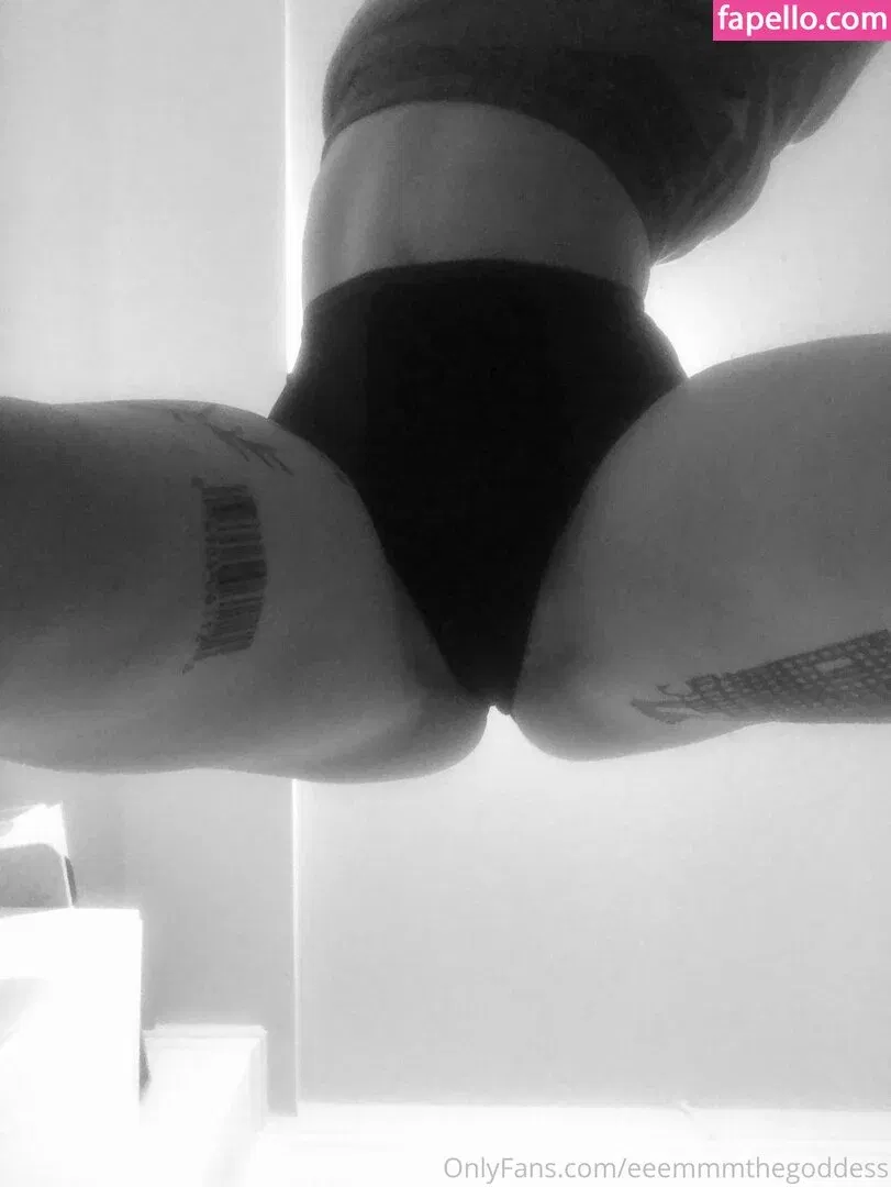 eeemmmthegoddess Onlyfans Photo Gallery 
