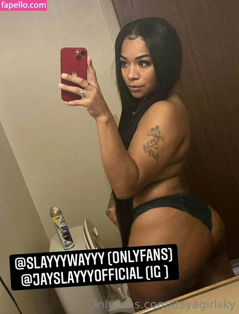 itsyagirlsky Onlyfans Photo Gallery 