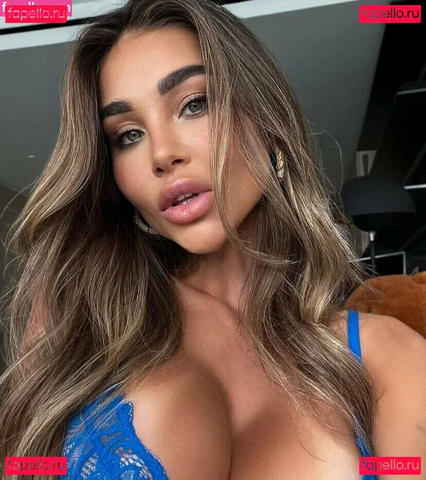 Elizabeth Definhy Onlyfans Photo Gallery 