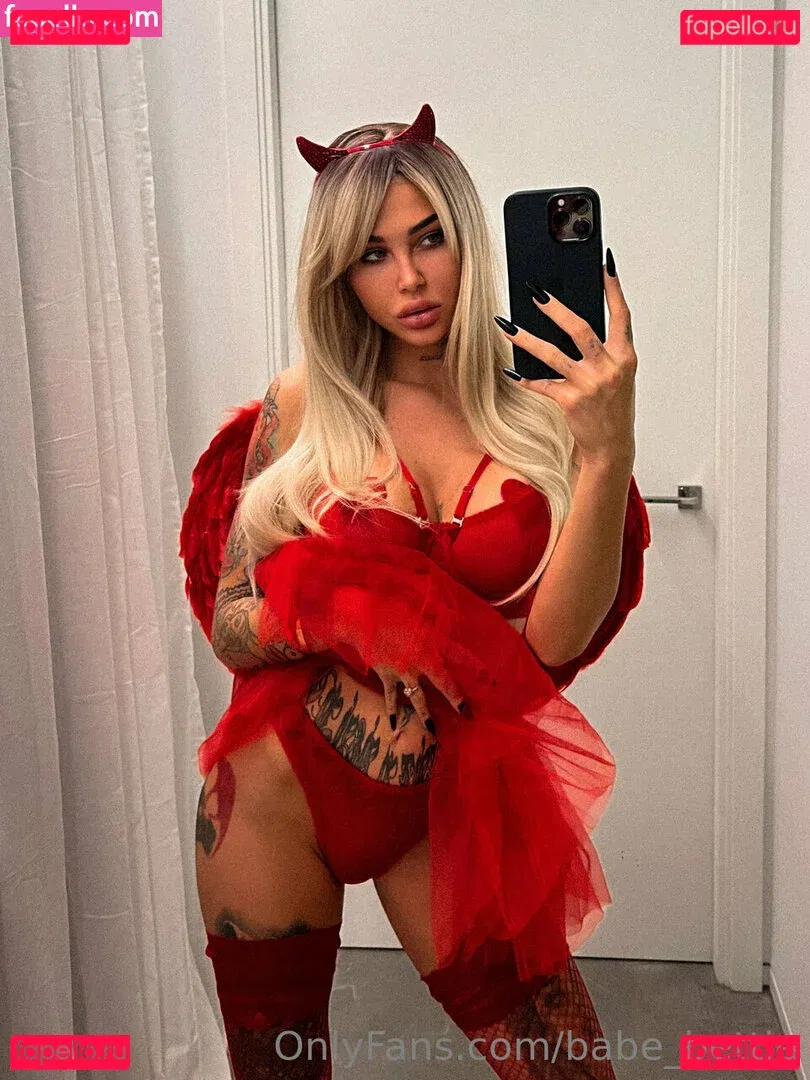 Elizabeth Definhy Onlyfans Photo Gallery 