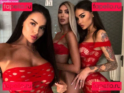 Elizabeth Definhy Onlyfans Photo Gallery 