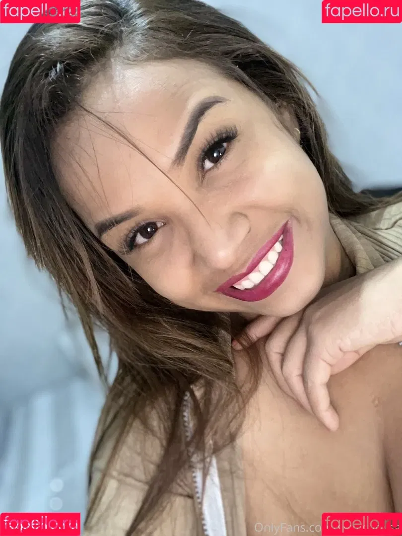 SexyCuteIsa Onlyfans Photo Gallery 