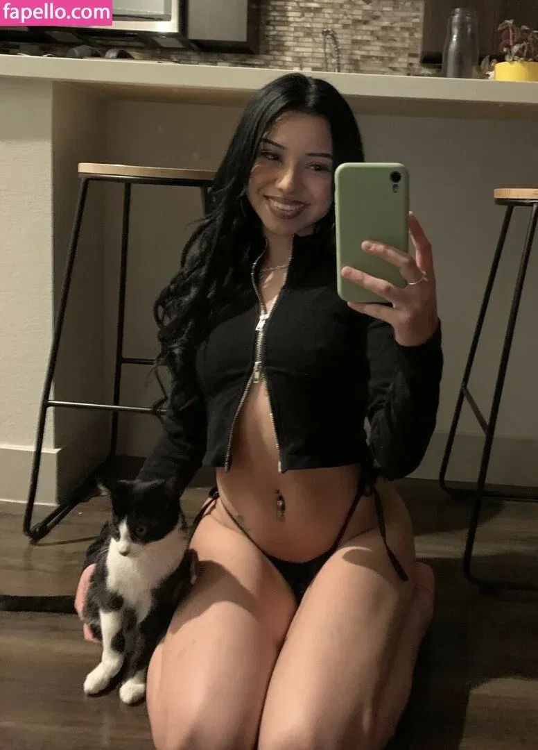 darlizzzzzzle Onlyfans Photo Gallery 