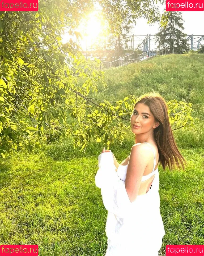 Roksana Węgiel Onlyfans Photo Gallery 